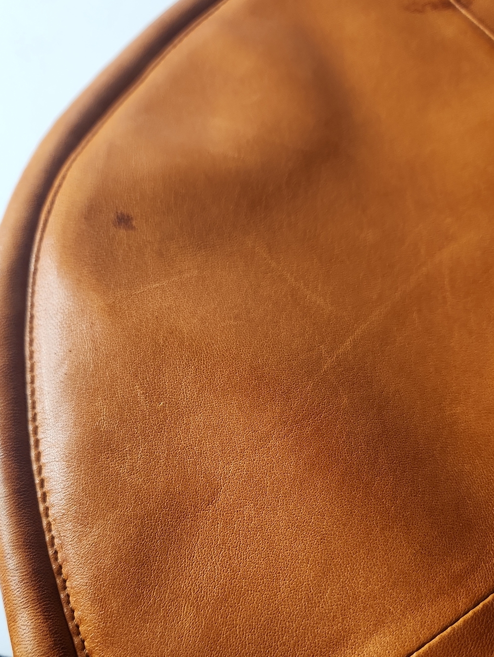 Anthropoligie Julien Leather Circle Tote Bag - - Picture 11 of 14